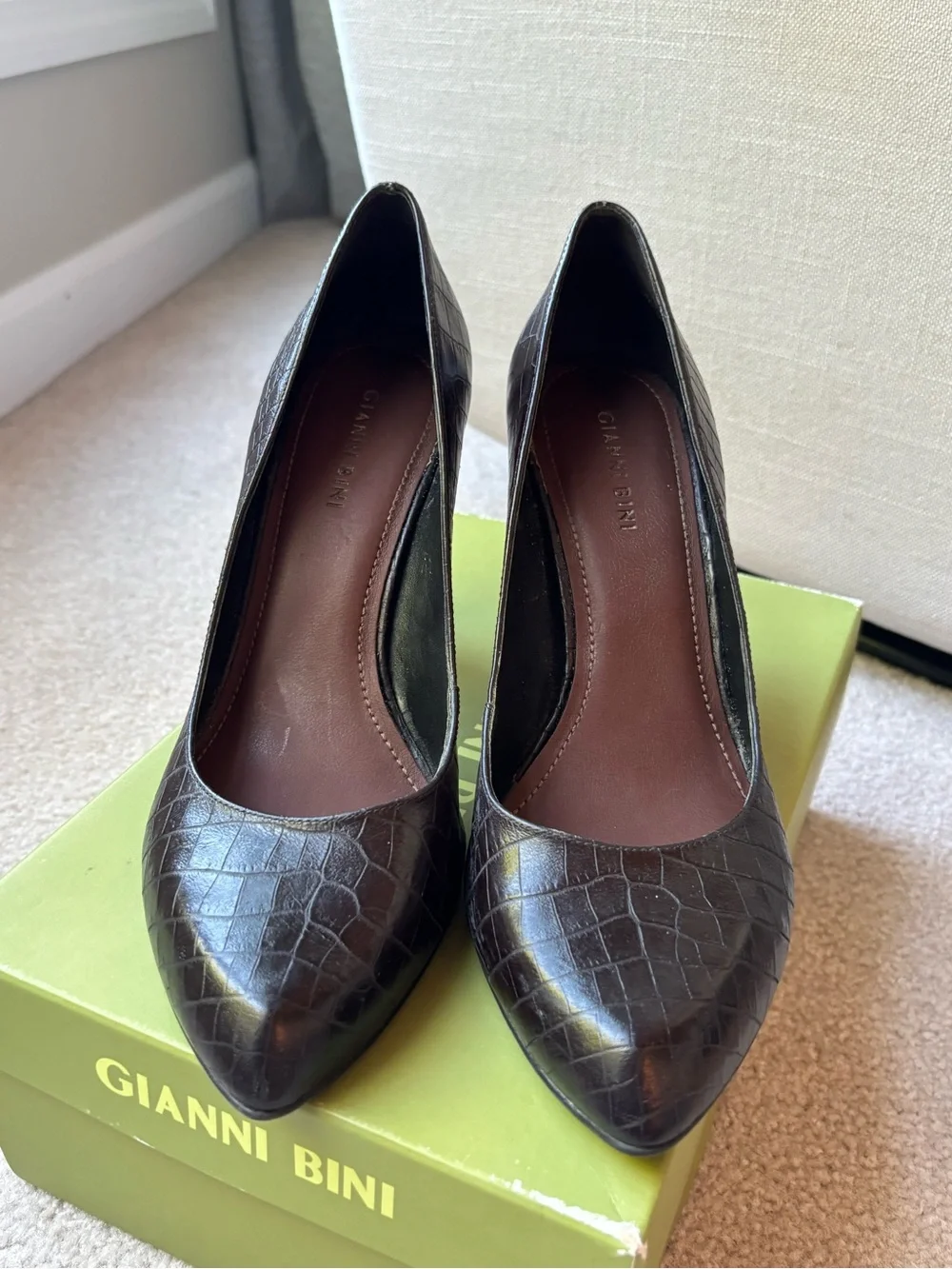 Gianni Bini Black Croc-Embossed Pointed Toe Pumps